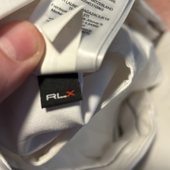 Ralph Lauren lightweight golf shorts size 36 brand new. - Picture 3 of 6